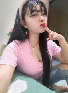 Delisa - companion in Jakarta Photo 2 of 4