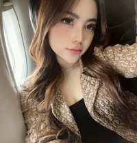 Della Anjelin - escort in Singapore