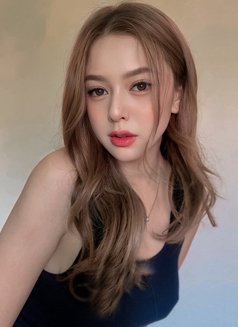 Della - escort in Jakarta Photo 4 of 8