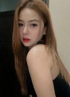 Della - escort in Jakarta Photo 5 of 8