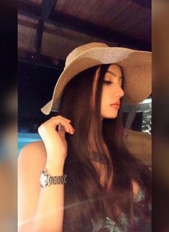 DELLA HOT IN BED ,ready in town - puta in Jakarta Photo 5 of 8