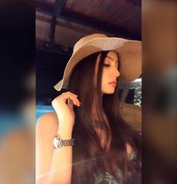 DELLA ,ready in jtown - escort in Jakarta Photo 4 of 10