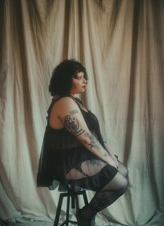 Delphine Dubois - escort in London Photo 14 of 14