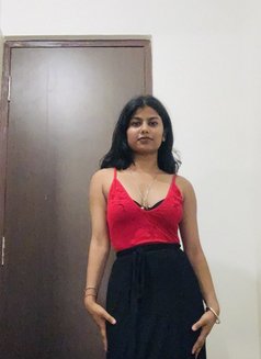 Deluxe Escorts - escort in Chennai Photo 2 of 3
