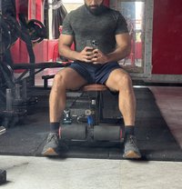 Dem706 - Acompañantes masculino in Kolkata