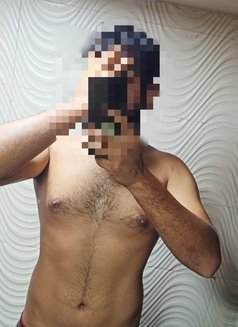 Demello - Acompañantes masculino in Mumbai Photo 1 of 3