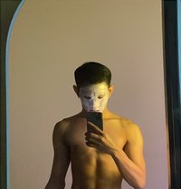 Demi - Acompañantes masculino in Manila