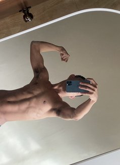 Demi - Male escort in Manila Photo 9 of 10