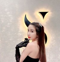 Demi - escort in Seoul Photo 6 of 9