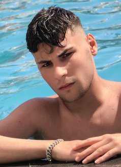 Demir Young Top 21cm Dick check original - Male escort in İstanbul Photo 4 of 20