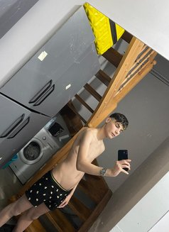 Demir Young Top 21cm Dick - Male escort in İstanbul Photo 8 of 8