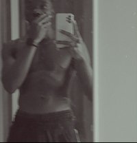 Den3 - Male escort in Nairobi