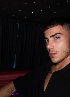 Denero - Male escort in Dubai Photo 3 of 3