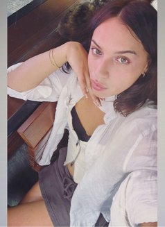 Deni Yagusis - Transsexual escort in İstanbul Photo 1 of 4