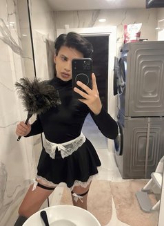 Deni̇z - Male escort in İstanbul Photo 6 of 10