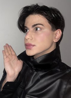 Deni̇z - Male escort in İstanbul Photo 11 of 11