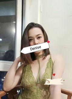 Denise - escort in Manila Photo 5 of 6