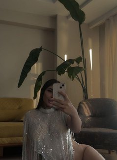 Deniz - escort in İstanbul Photo 5 of 7