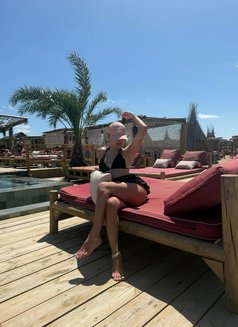 Deniz - Transsexual escort in Baku Photo 26 of 30