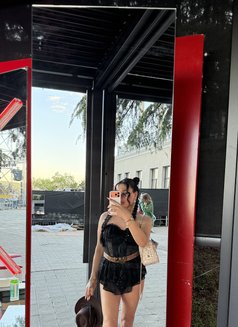 Deniz - Transsexual escort in Baku Photo 30 of 30