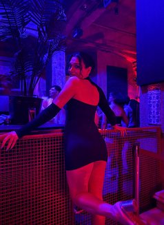 Deniz - Transsexual escort in İstanbul Photo 17 of 18