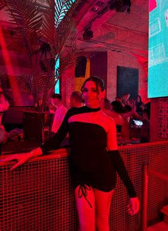 Deniz - Transsexual escort in İstanbul Photo 18 of 18