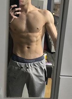 DENİZİSTANBULVIPXXL - Male escort in İstanbul Photo 6 of 6