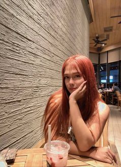 Denny Cia - Transsexual escort in Manila Photo 5 of 6