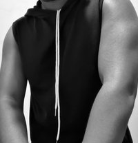 Denz Dev1 L - Male escort in Colombo