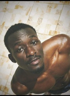 Derick Mboya - Acompañantes masculino in Mombasa Photo 5 of 5