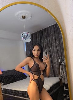 Derin Hanin - Transsexual escort in İstanbul Photo 3 of 9