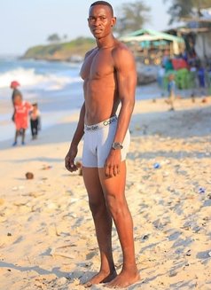 Dert - Acompañantes masculino in Nairobi Photo 2 of 3