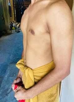 Desh - Acompañantes masculino in Colombo Photo 5 of 5