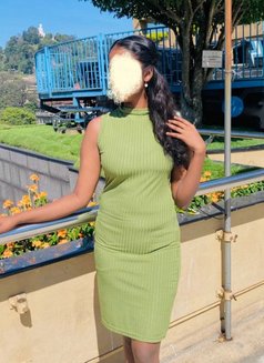 Deshani (Wellawaththa) - escort in Colombo Photo 3 of 4