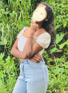 Deshani (Wellawaththa) - escort in Colombo Photo 4 of 4