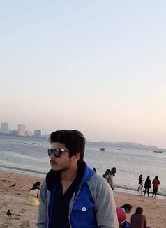 Desi Billa - Male escort in Dubai Photo 2 of 5