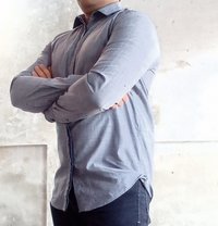 Desi Bull Lahore - Intérprete masculino de adultos in Lahore