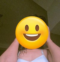 Desi Girl - puta in Surat