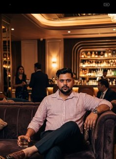 Desi Hairy Guy - Male companion in New Delhi Photo 4 of 4