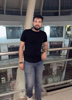 Desi Hulk - Male escort in Gurgaon Photo 1 of 1