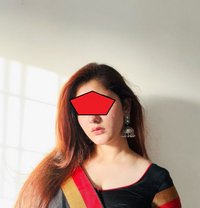 Desi Indian Bhabhi - escort in Sharjah Photo 1 of 4