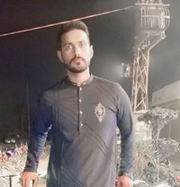 Desi Lust - Acompañantes masculino in Lahore