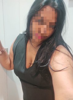 Desi Priya Dharshini - escort in Chennai Photo 2 of 5
