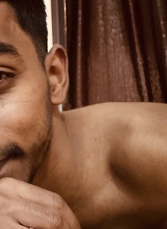 Desiboy Sameer - Male escort in Dubai Photo 4 of 5