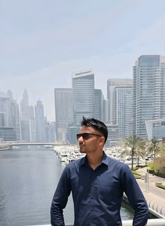 Desibull Indian - Male escort in Dubai Photo 1 of 4