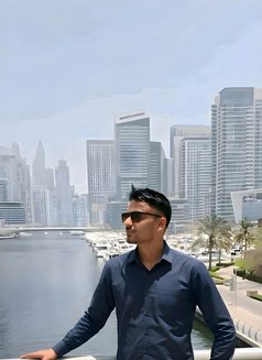 Desibull Indian - Male escort in Dubai Photo 4 of 4