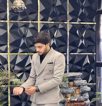 Desibull8 - Male escort in New Delhi