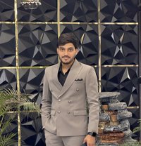 Desibull8 - Male escort in New Delhi