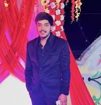 Desibull8 - Male escort in New Delhi