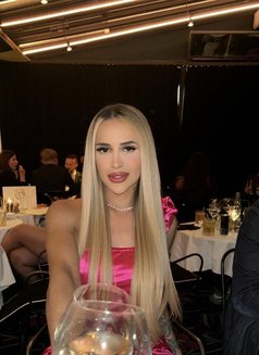 Desire - escort in Cape Town Photo 6 of 8